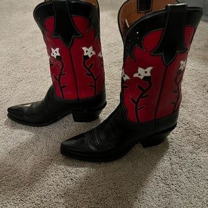 Lucchese women’s boots size 8